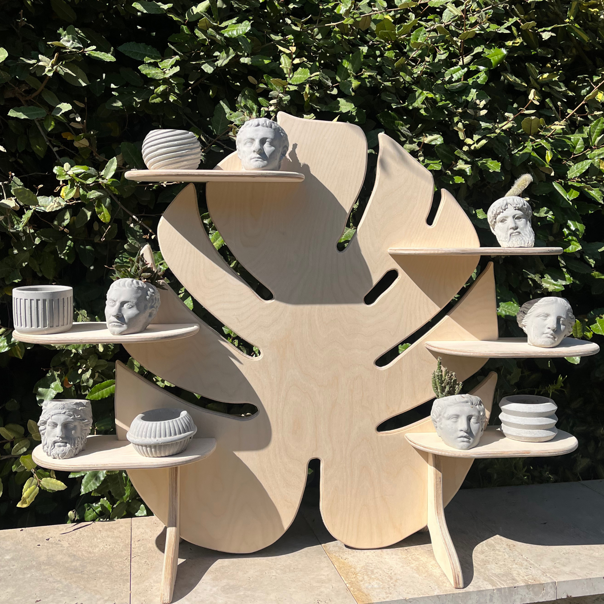 Monstera Perforated Portatif Ahşap Masaüstü Ürün Teşhir Standı