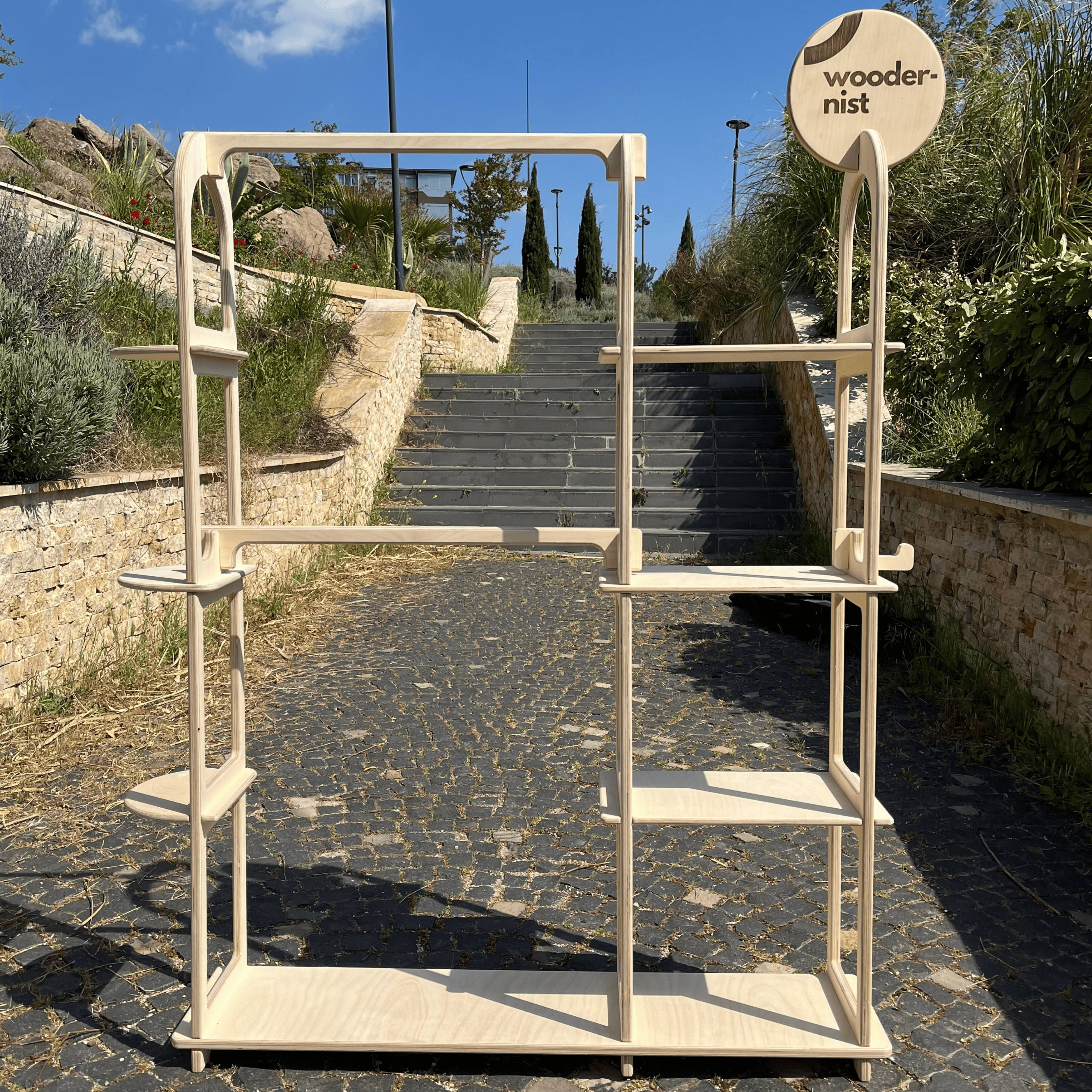 Longer Clothy Portatif Zemin Ürün Teşhir Standı